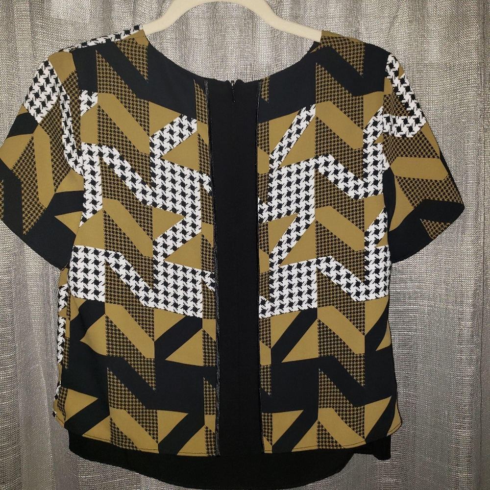 Topshop Geometric Pattern Top - Picture 2 of 6